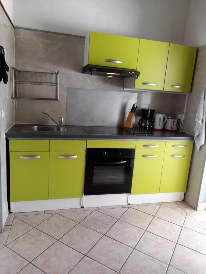 9 Lyly Location F3 Mezzanine Apartment Sainte-Anne Bagian luar foto